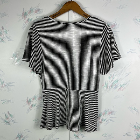 Caution To The Wind Black Striped Short Sleeve Top Tie Waist - Picture 4 of 7